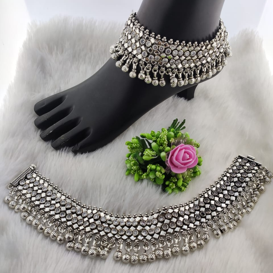 Silver Antique Ghughri Ladies Payal