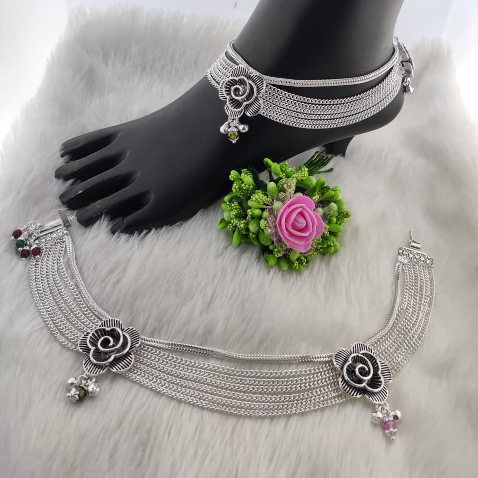 Silver ladies oxidised antique kundan flower payal - Image 5