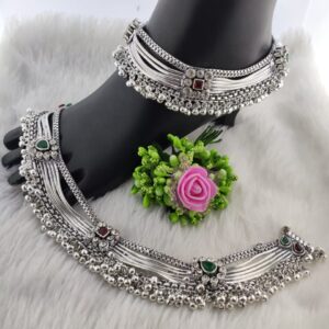 Silver ladies antique kundan payals