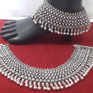 Silver ladies antique patta payals