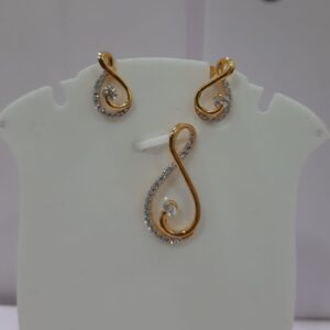 22k gold diamond S letter dseign pendent set