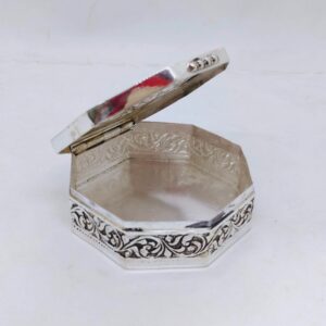 Real silver box for gifting in antique octagon shape in fine work