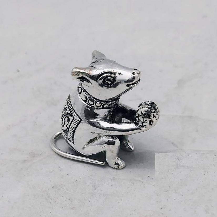 Pure silver mouse (mushak) in solid and antique work po-174-37