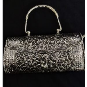 925 pure silver ladies stylish purse in deep carvings po-164-14