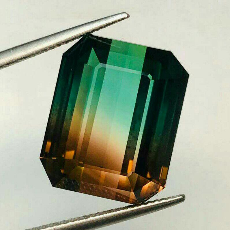 40ct bi-color tourmaline - Image 3