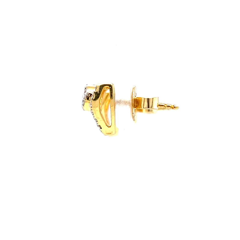 Pressure set with v shape line stud in premium quality diamonds - Image 4