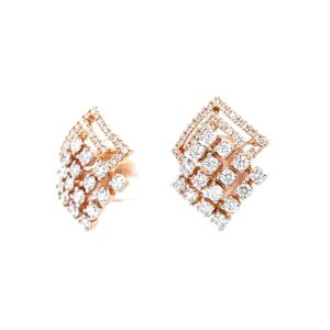 Kite shaped stud in prong setting & micro pave setting