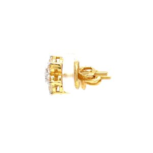 Traditional kudi seven diamond star stud in yellow gold