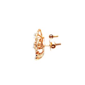 Fancy diamond studs with pear diamonds in rose gold 0top183