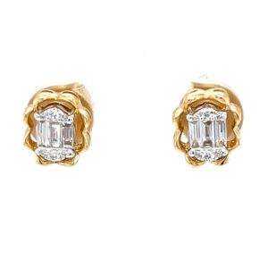 Adorable oval pressure set diamond studds 8top189