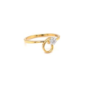 Seven diamond flower with a golden loop in hallmark yellow gold