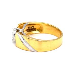 Pressure setting solitaire look diamond ring