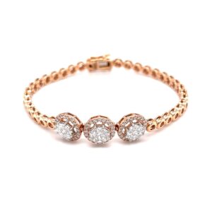 Trio pressure set eva diamonds with round bracket
