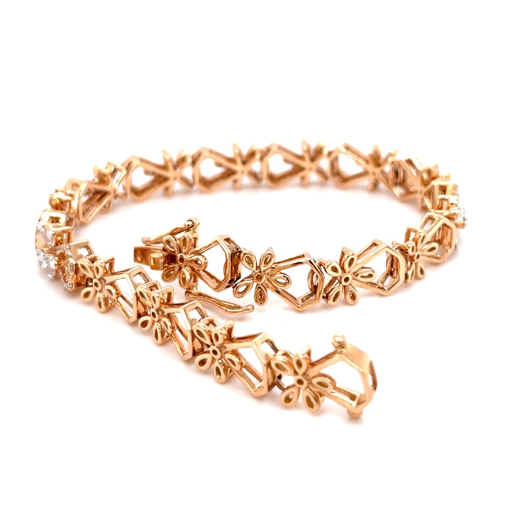Hermoso Flexible Tennis Bracelet in Diamonds for Evening Wear - Image 5
