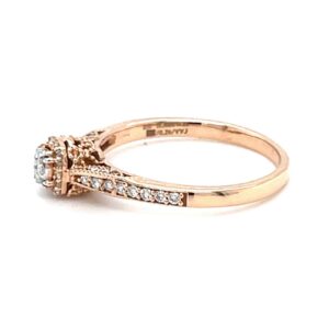 Pressure Set with Cushion Shaped Border Diamond Ring 0LR160