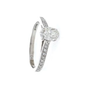 Oval Shaped Pie Cut Diamond Engagement Ring in 18k White Gold - VVS - VS - FG - 2.210 grams - 0.38 carat - 0LR43