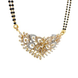 Etourdissante Tanmaniya with Floral Design in the Centre using Fancy Shaped Diamonds in 18k Three Tone Gold - 2.38 carats - 11.040 grams - 8DHP28