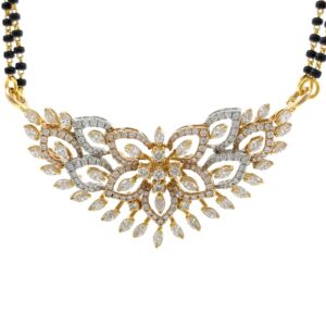 Etourdissante Tanmaniya with Floral Design in the Centre using Fancy Shaped Diamonds in 18k Three Tone Gold - 2.38 carats - 11.040 grams - 8DHP28