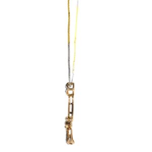 Delicate geometrical design diamond pendant in 18k rose gold 9shp37