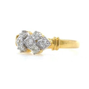 18kt / 750 Yellow Gold Classic Diamond Ladies Ring 9LR198