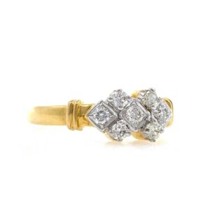 18kt / 750 Yellow Gold Classic Diamond Ladies Ring 9LR198