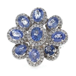 18kt / 750 white gold floral cocktail diamond ladies ring 8lr238