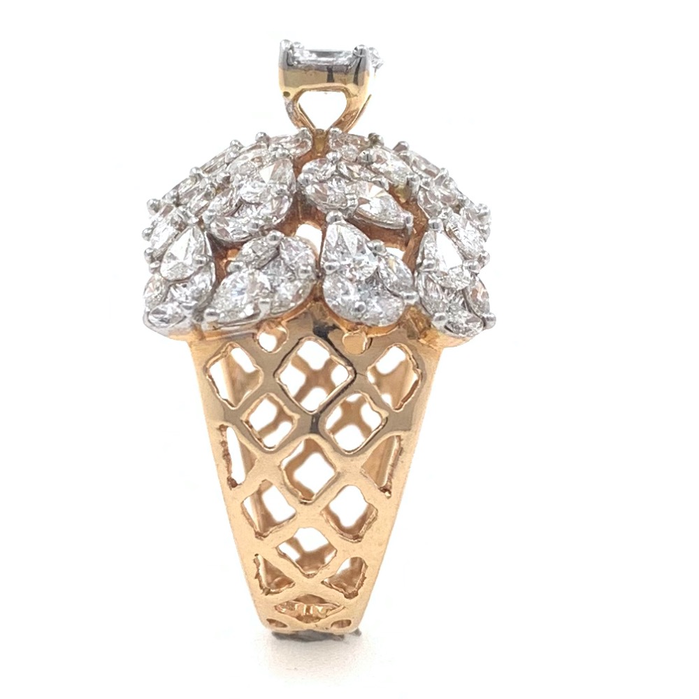 18kt / 750 fancy cocktail solitaire look diamond ring for ladies 8lr60 - Image 4