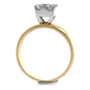 18kt / 750 yellow gold fancy square design diamond ladies ring 7lr198