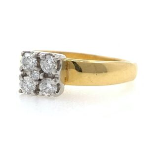 18kt / 750 yellow gold fancy square design diamond ladies ring 7lr198