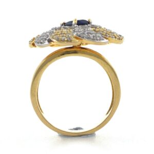 18kt / 750 yellow gold cocktail diamond ring with blue colour stone 5lr717