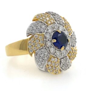 18kt / 750 yellow gold cocktail diamond ring with blue colour stone 5lr717