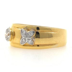 18kt diamond ring