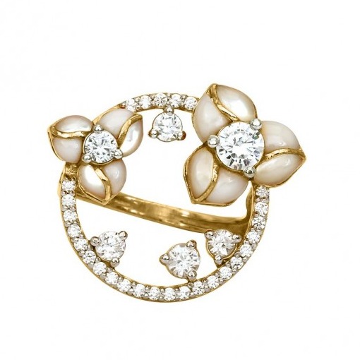 Blossom mother of pearl ring