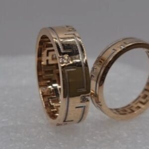 18Kt Gold Engagement Ring