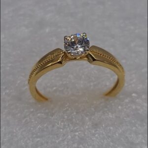 18Kt Gold Designer Ring