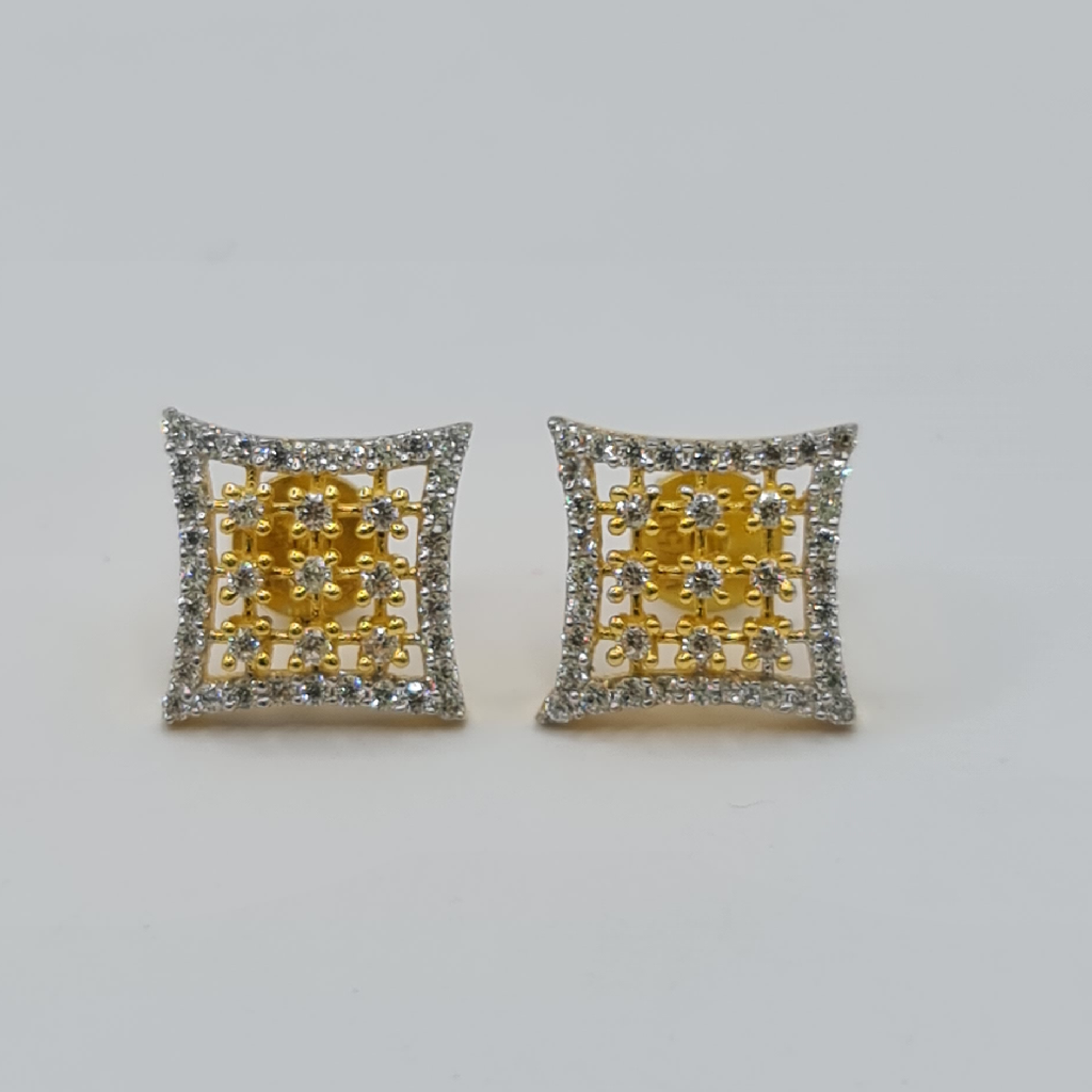 18k Gold fancy  earring