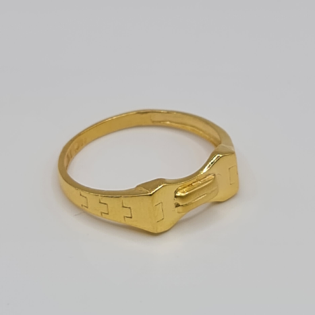 916 HALLMARK GOLD RING