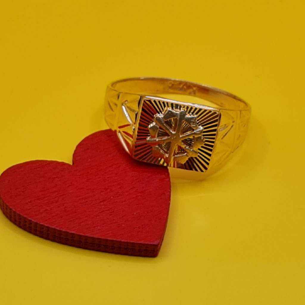 916 hallmark gold Fancy ring