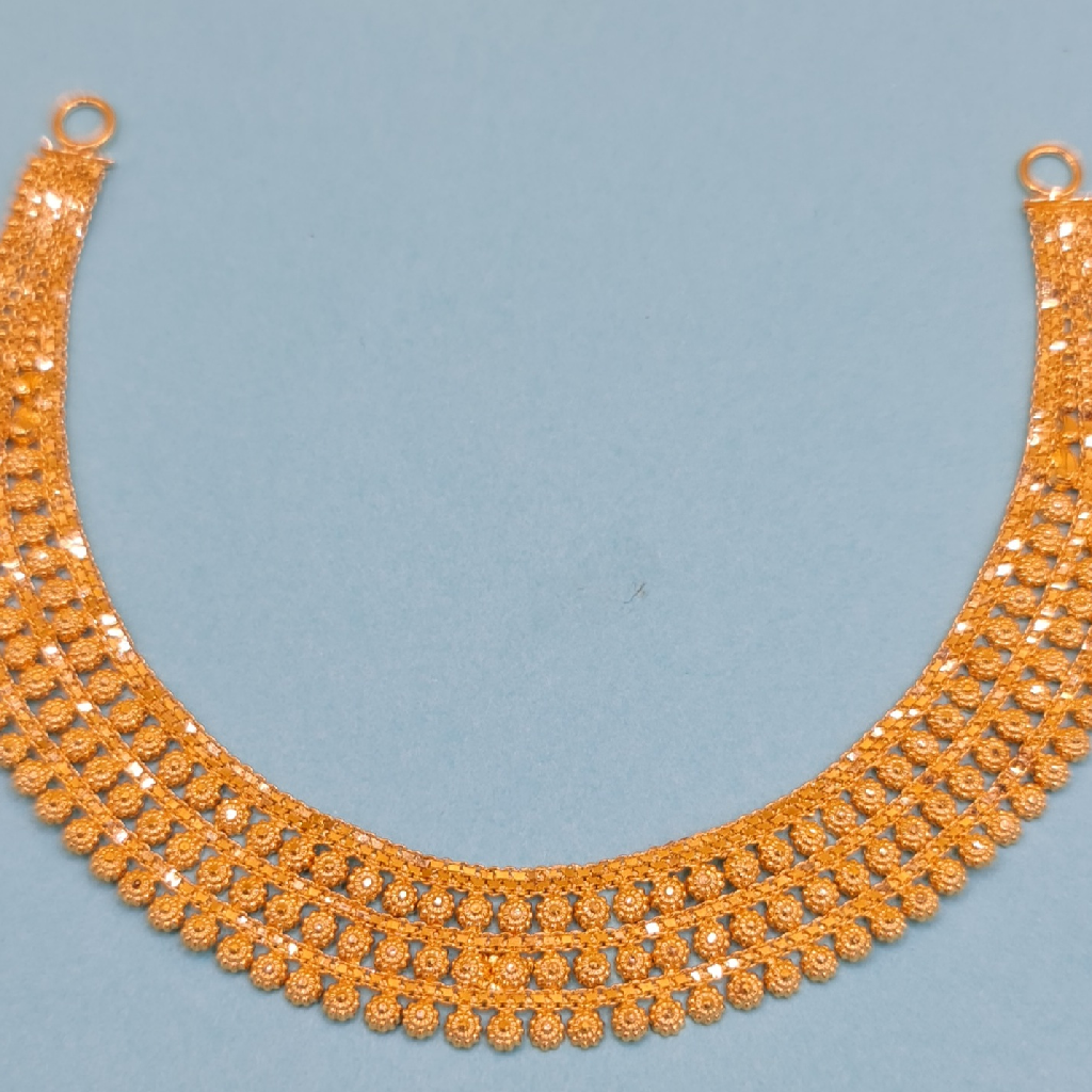 916 HALLMARK GOLD NECKLACE