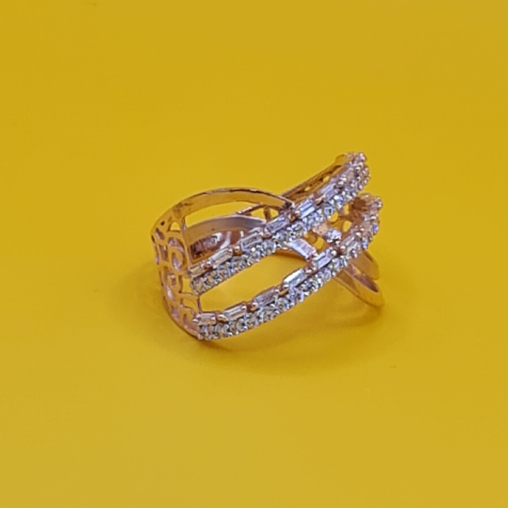 18KT HALLMARK GOLD RING