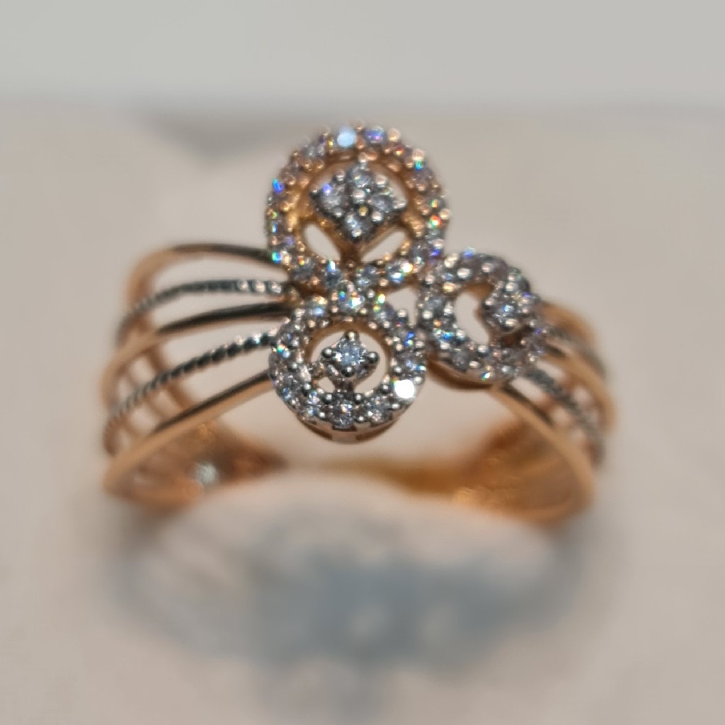 18 KT HALLMARK ROSE GOLD RING
