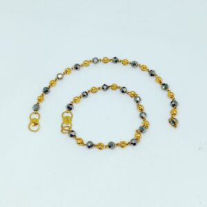 22 KT 916 Hallmark crystal Baby Nazariya