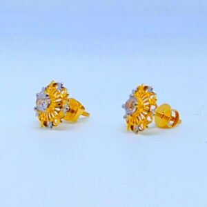 18 KT Hallmark fancy round Tops