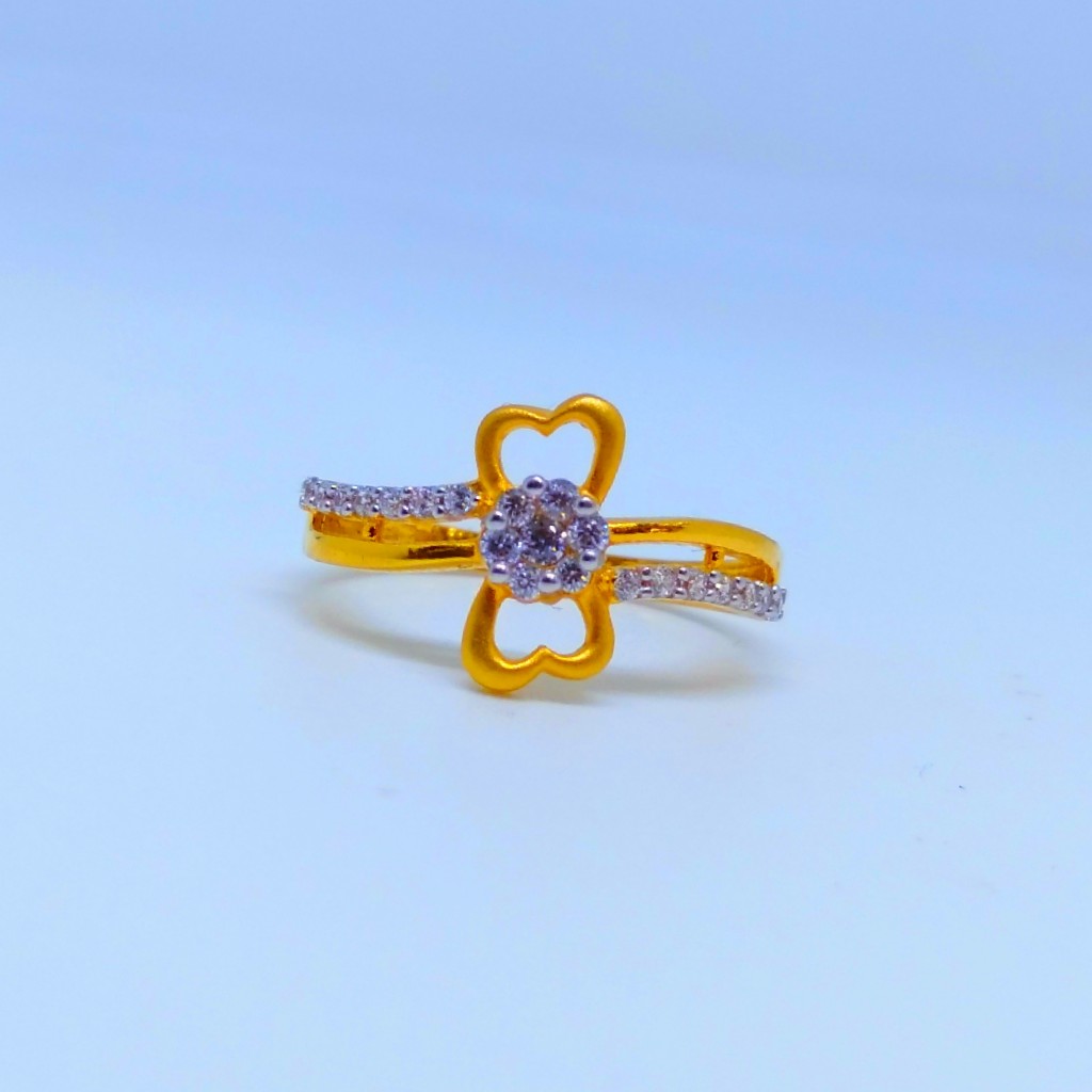 22 KT 916 Hallmark butterfly  fancy Ladies diamond ring