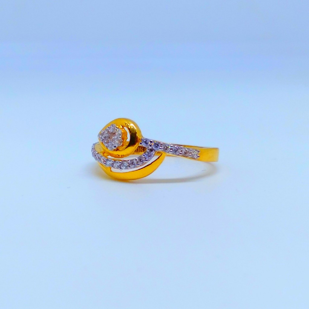 22 kt 916 hallmark fancy leaf ladies diamond ring - Image 2