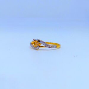 22 KT 916 Hallmark fancy ladies Ring