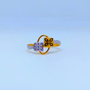 22 KT 916 Hallmark oval shape diamond Ladies Ring
