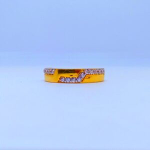 22 KT 916 Hallmark Fancy diamond gents ring