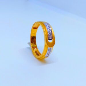 22 KT 916 Hallmark fancy diamond gents ring