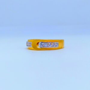 22 KT 916 Hallmark fancy diamond gents ring
